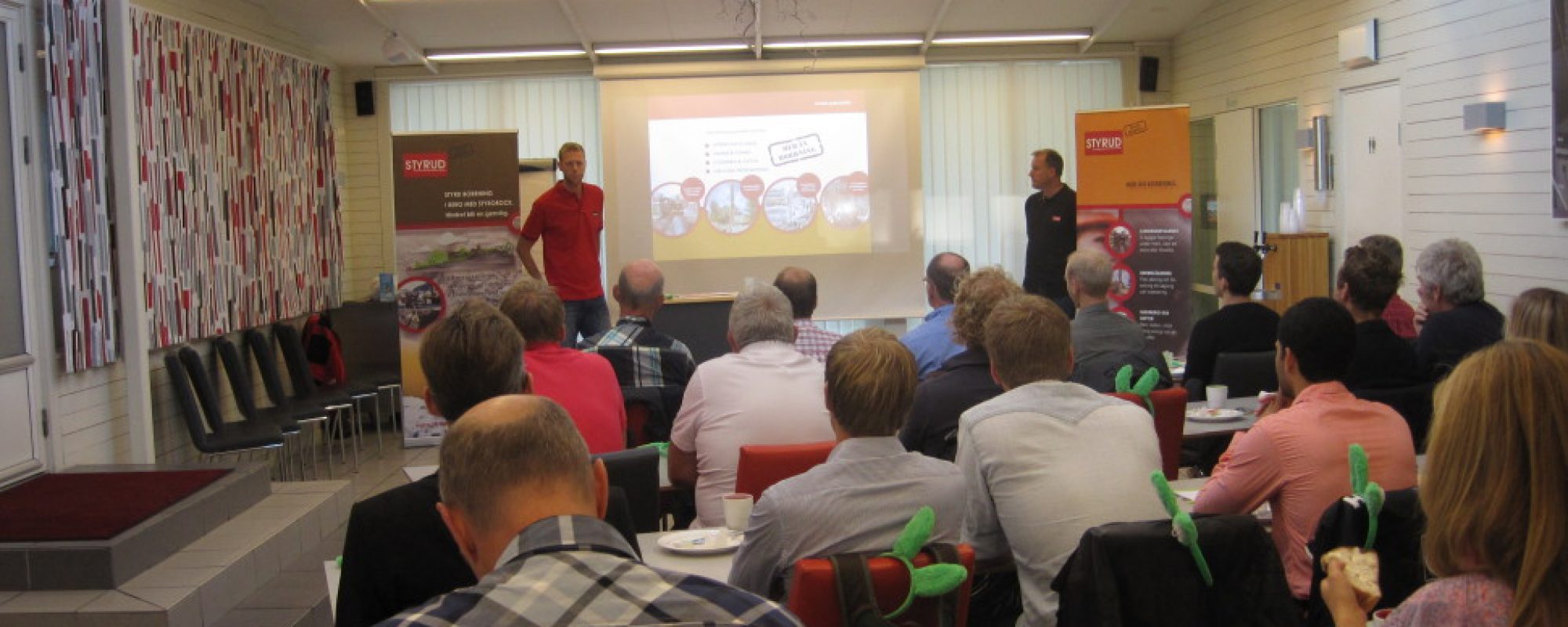 Fullt hus på frukostföredrag